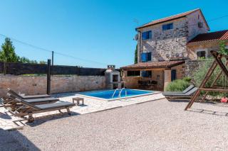 Cassa Antica with outdoor pool, near Poreč - 8