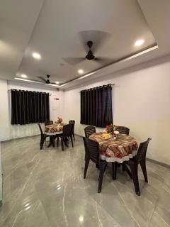 Hotel Royal Stay - 5
