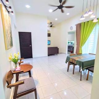 D Daud Homestay - 7