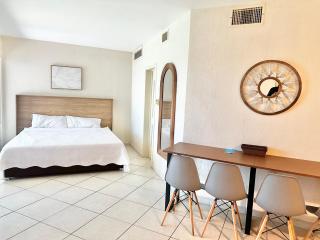 Remodelado Condo en la Playa - Posada Condominios - 0