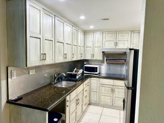 Remodelado Condo en la Playa - Posada Condominios - 1