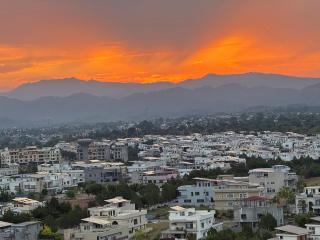Nomora Hotel-Style Luxury Studio with Panoramic Views - 6