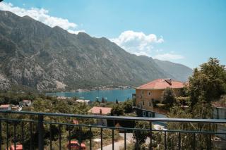 Hill House Orahovac - 0