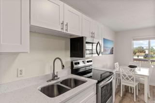 Tropical Isle 209 w Convenient Beach Access - 4