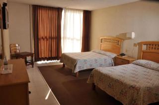 Hotel El Monte by GF - 9
