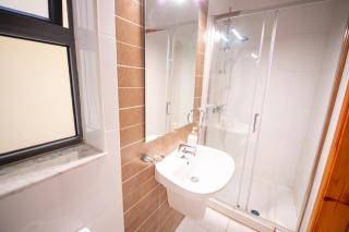 St Julians Lifestyle Apartment Prime Location - 9