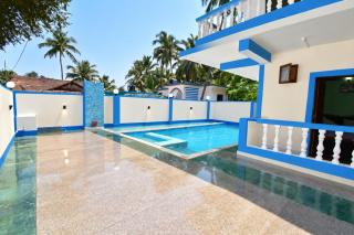 Resort Candolim Jourrney - 0