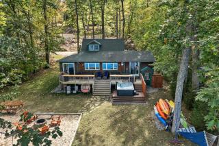Balch Lake Hot Tub Retreat Game Room & Beach - 3