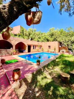 The Blue Oasis Traditional Villa with Pool - 0