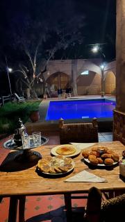The Blue Oasis Traditional Villa with Pool - 6