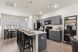 Relaxing modern 2+2 apartment near Waco - 5