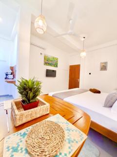 Crystal Pearl Villa, Weligama - 3min to beach - 5