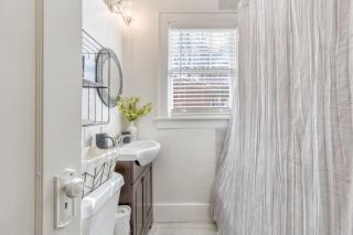 Carson Flats Apt #1 | 1BR • Near BOK• OSU Med•Dtwn - 1