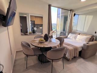 Moderno apartamento al norte, full equipoado con parqueadero - 9