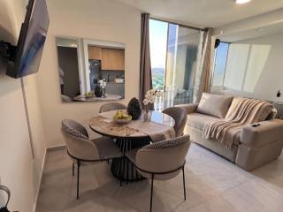 Moderno apartamento al norte, full equipoado con parqueadero - 3
