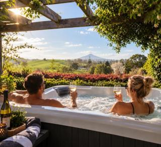 Waitomo Orchard Estate B&B - 0