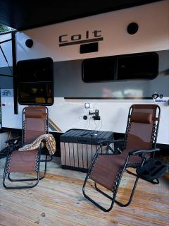 Cozy RV Retreat Fire Pit & Outdoor Cinema - 6