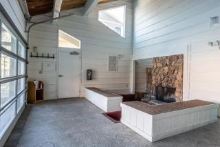 Updated 5 Bedroom 3 bathroom townhome Slopeside at 1849 Condos 671 sleeps 10 - 5