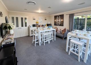 Waitomo Orchard Estate B&B - 5