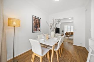 Lennox - Private Courtyard & Easy Glenelg Access - 1
