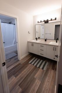 BC Basecamp Mountain Escape Sleeps 15 - 5