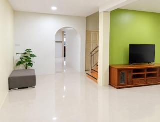 Kuching Homestay Double Storey - 9