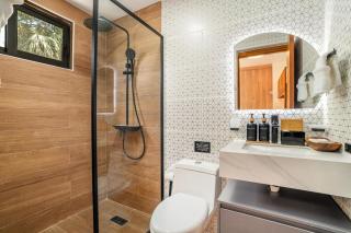 New ground-floor pool retreat, walk to Encuentro - 1