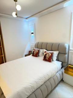 Bright and modern apartment - 4