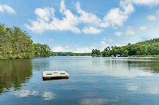 Cozy Fall Lakefront Bonfires Hot Tub Views - 7