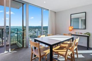 Level 22 Ocean Views 2BR l Family Stay l Parking - 7