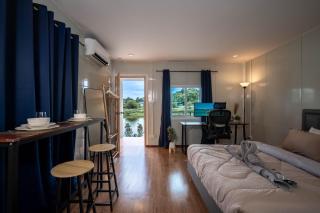 Lakeside Work Studio with Curved Monitor & Quiet Stay - Hinkong - 0