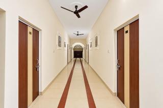 Hotel O S R International - 7