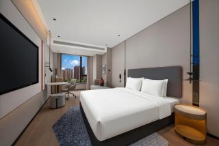 Holiday Inn Express Xi'an Bahe New Area - 1