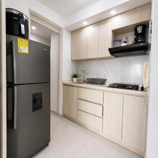 Apartamento Moderno Central cerca al Centro Historico y Playa, Balcon con Vista, Piscina, Gym, Aire Acondicionado, Lavadora, Cocina - 5