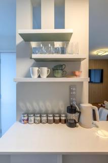 1 Bed CBD Apartment - Private Balcony & Carpark - 2
