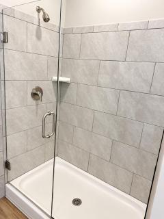 Modern 2BR Retreat near Polaris Pool & Gym - 8