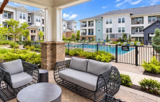 Modern 2BR Retreat near Polaris Pool & Gym - 2