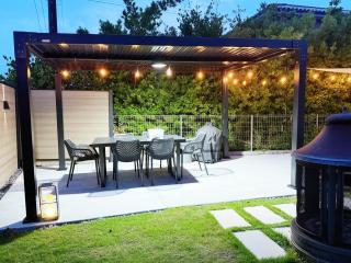 Sunshine pool villa1新筑カリフォルニア芝生プライベートサウナBBQドッグランゴルフ - 8