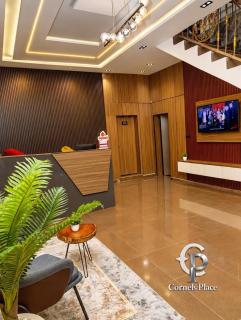 Cornels Hotel - 4