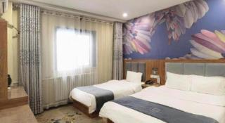 PAI Hotel Chengde Pingquan Central Square - 5