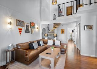 Apres Tahoe 4BR Mountain Home - 0