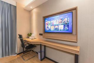 GreenTree Inn Express Zhangjiagang Hexing Town Shazhou Professional Institue of Technology - 1