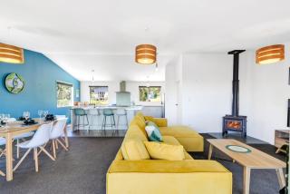 Kotare Heights - Pohara Holiday Home - 8