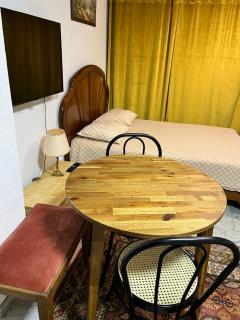 Studio 1 room 25 sqf - 5