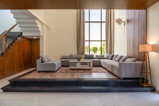 ELIVAAS Signature Lush Haven 4 BHK Villa Private Pool, Terrace & Landscaped Garden - 7
