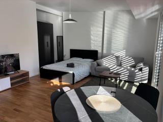 Skyline Terrace Stay- Heart of Lausanne 61 - 2