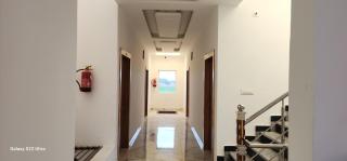 LUCKY Hotel - 1