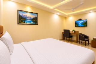 D'Capitol Hotels - Delhi IGI Airport with Airport Pickup - 4
