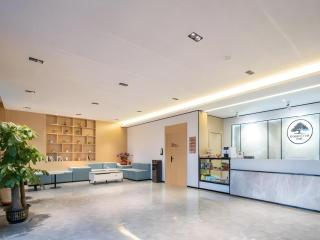 GreenTree Inn Express Qingdao Jiaodong International Airport - 5
