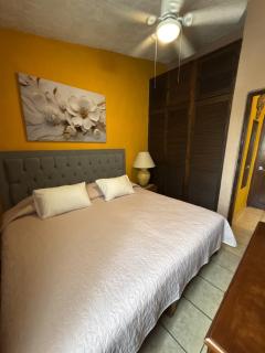 Central Family Apartment with Air conditioning and Hot Water - 4